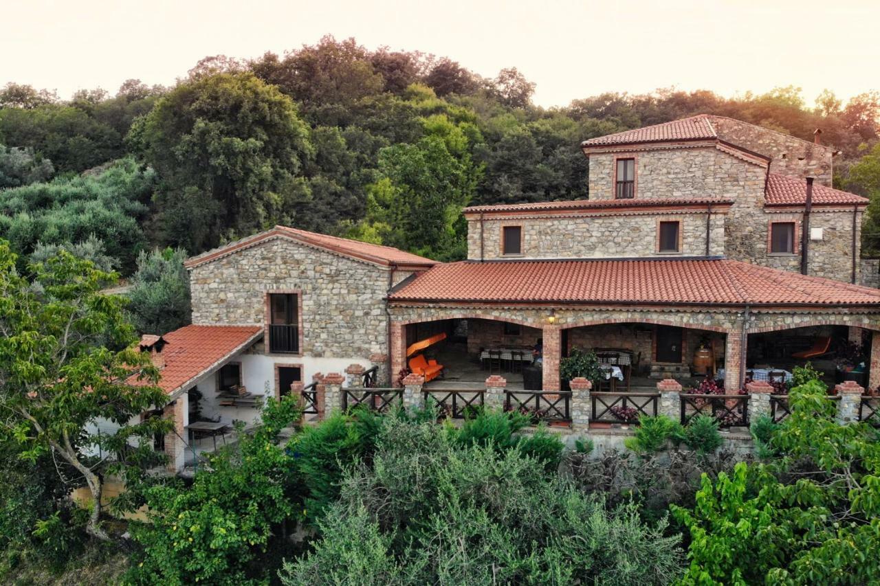 Agriturismo L'Antico Casolare Castelcivita Exterior foto